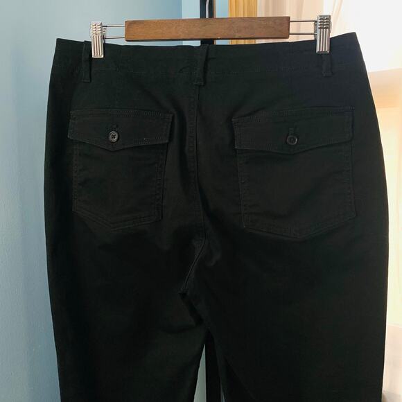 Banana Republic Factory Black Girlfriend Authentic Chino Pants Size 10 - Picture 7 of 7